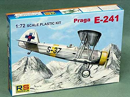 1/72　プラガ　Ｅ-241　練習機