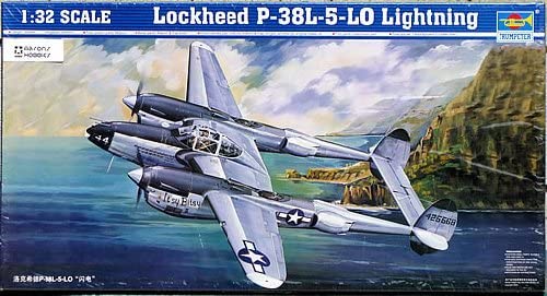 トランペッター 1/32 ロッキード P-38L-5-LO ライトニング プラモデル