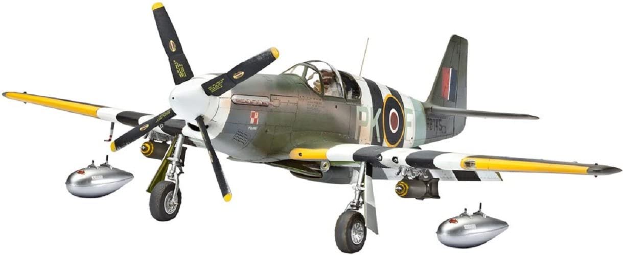 ドイツレベル 1/48 P-51B ムスタング Mk.III 04872 プラモデル